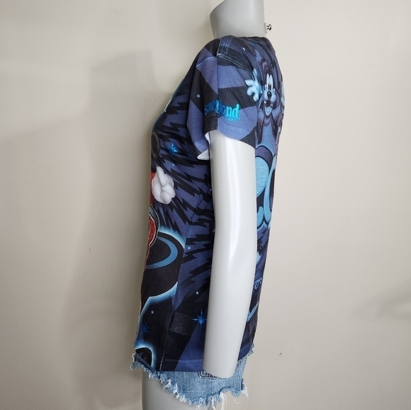 Y2k Disneyland Resorts Official Merch 2013 Mickey Mouse Graffiti Tee Size M - Picture 6 of 15